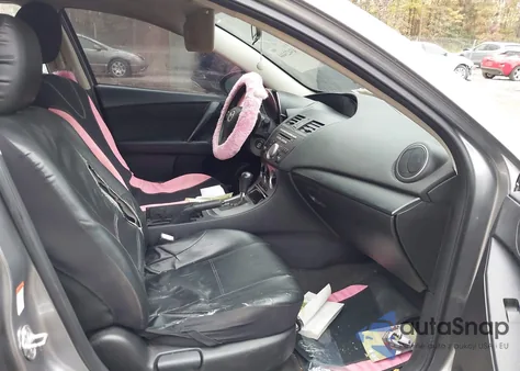 2011 Mazda Mazda3 I Sport from USA, damaged, VIN JM1BL1UFXB1378943